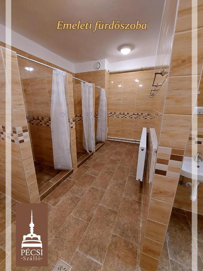 Pecsi Szallo المظهر الخارجي الصورة